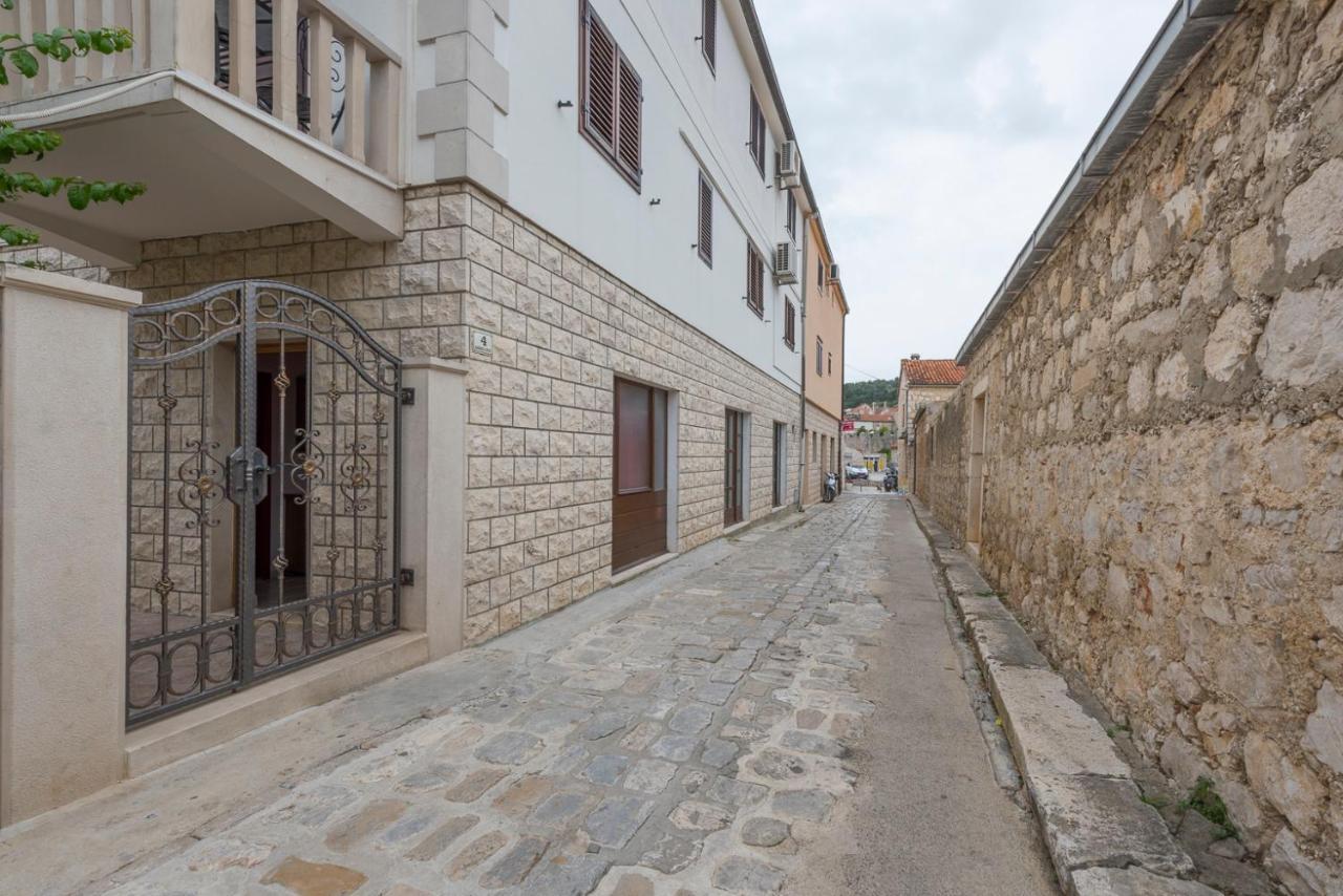 Historic Center Hvar Town- A Few Steps From The Main Square 外观 照片
